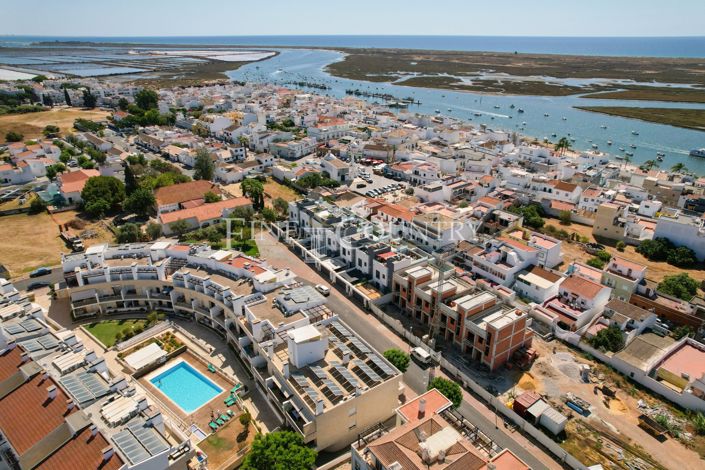 Image No.34-3 Bed Townhouse for sale