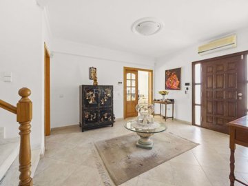 2104-369836-b952a8cbdbc2fd66601ce91bb265b9cce