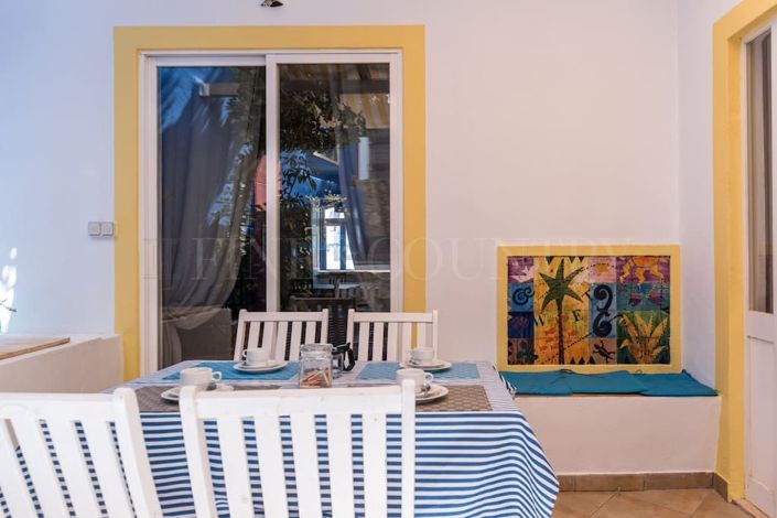 Image No.17-2 Bed Townhouse for sale