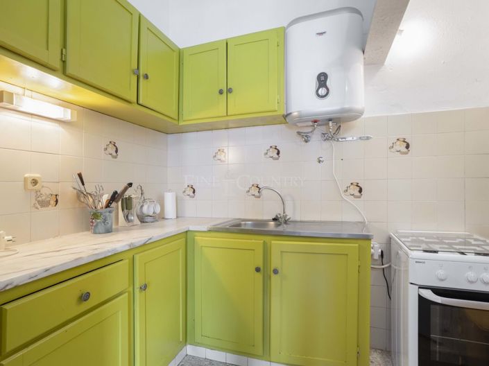 Image No.17-5 Bed Townhouse for sale