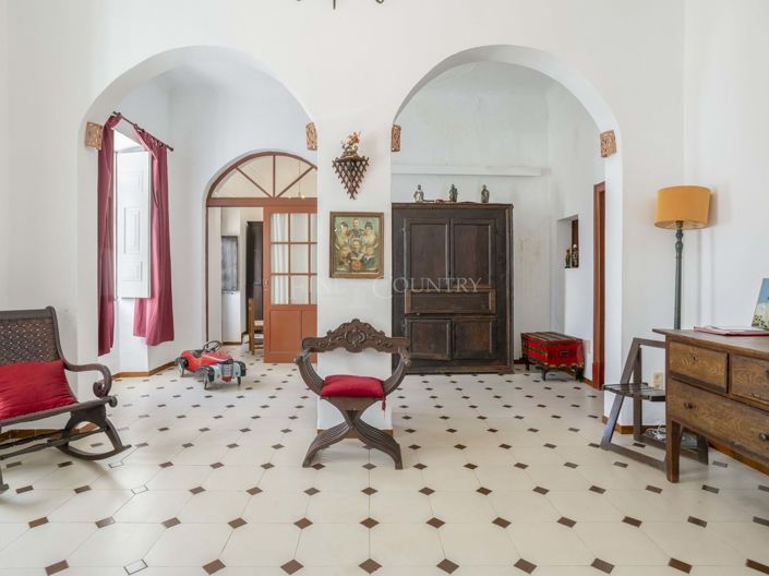 Image No.5-5 Bed Townhouse for sale