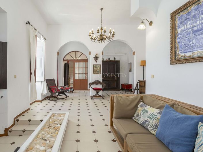 Image No.6-5 Bed Townhouse for sale