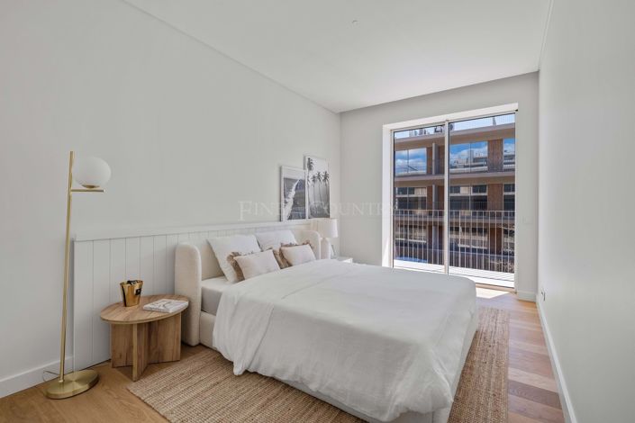 Image No.32-3 Bed Apartment for sale