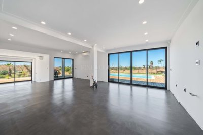 2104-310393-14d4e763c151089fe37f379b2f9be1ace