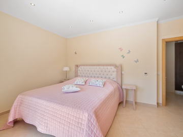 2104-350187-14d4e763c151089fe37f379b2f9be1ace