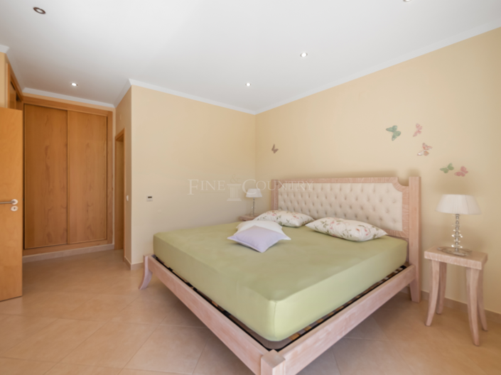 Image No.9-3 Bed Villa for sale