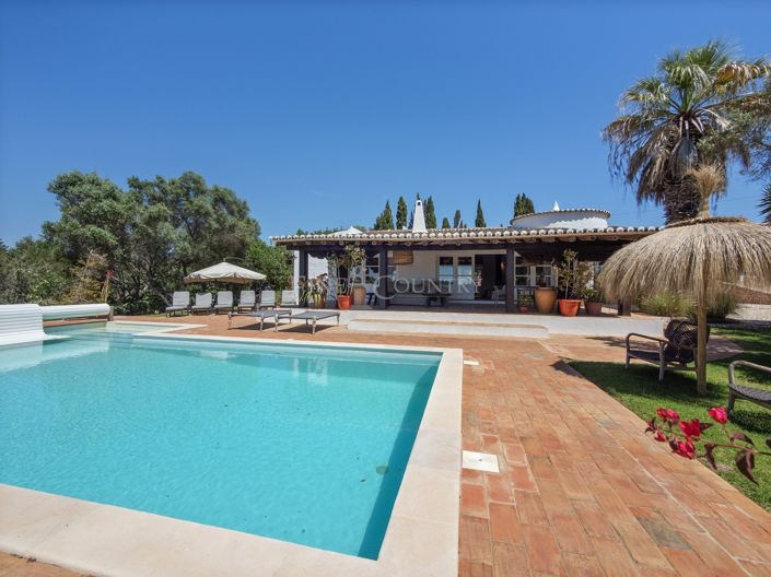 Image No.44-4 Bed Property for sale