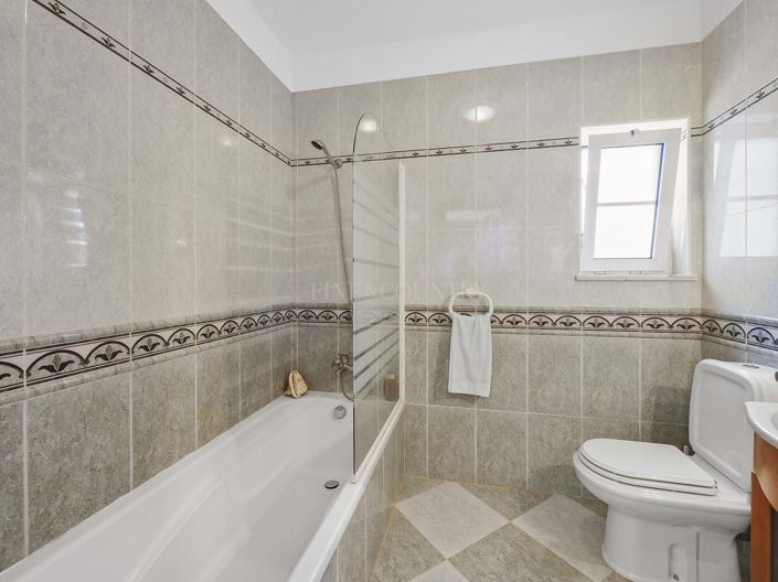 Image No.21-Propriété de 4 chambres à vendre à Carvoeiro