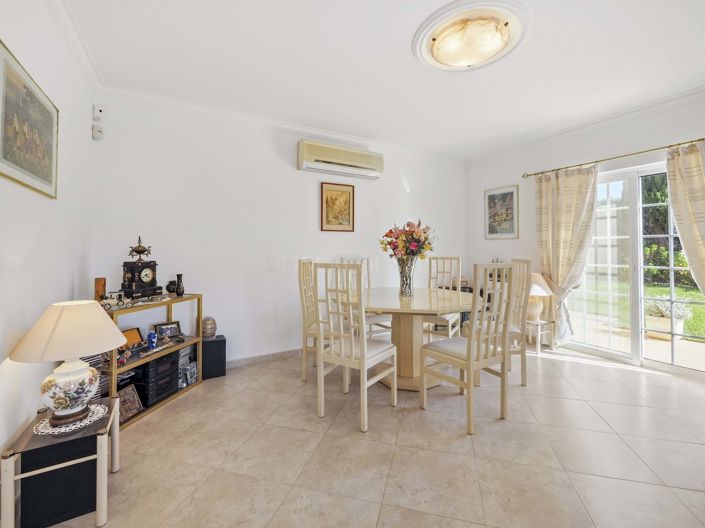 Image No.9-Propriété de 4 chambres à vendre à Carvoeiro