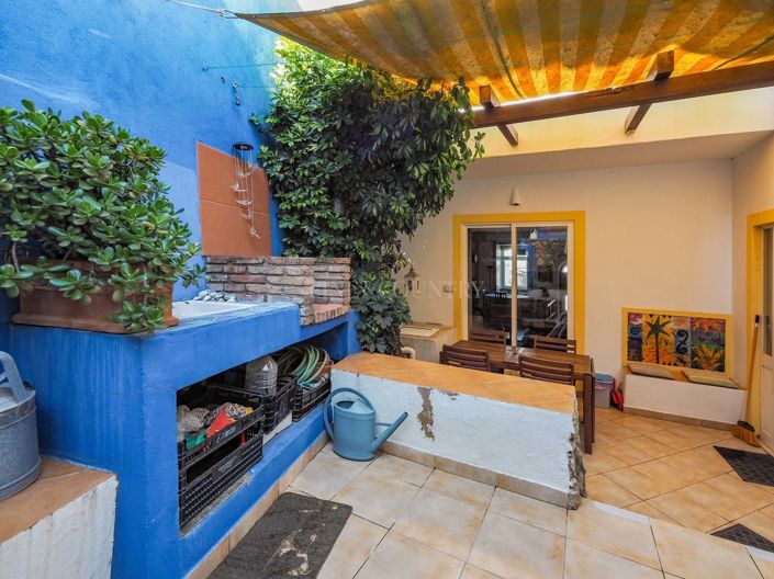 Image No.29-2 Bed Townhouse for sale