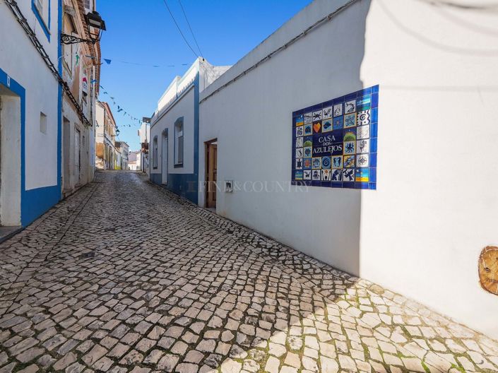 Image No.53-2 Bed Townhouse for sale