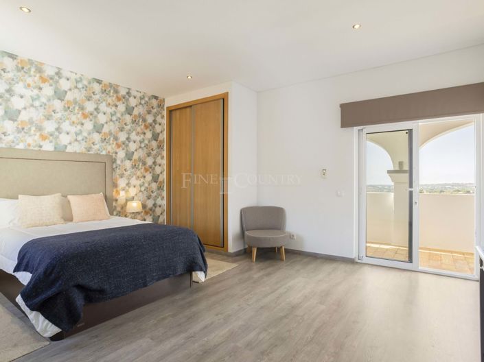 Image No.18-6 Bed Villa for sale