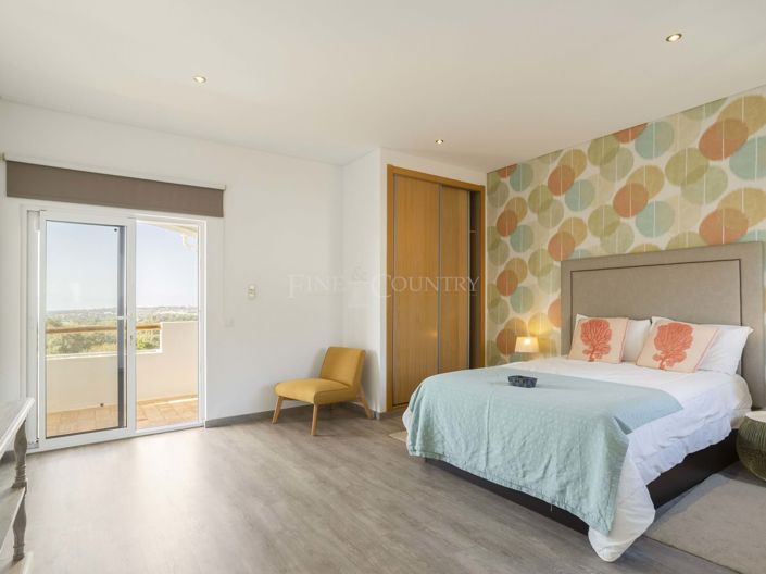 Image No.19-6 Bed Villa for sale