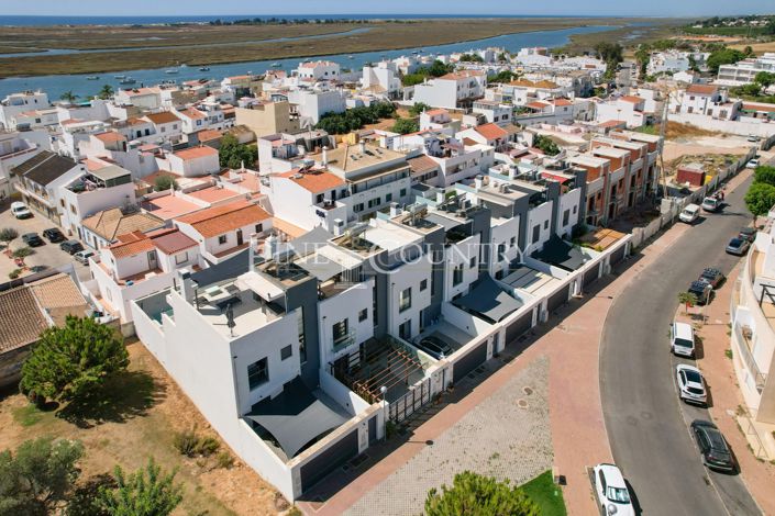 Image No.33-Maison de ville de 3 chambres à vendre à Santa Luzia