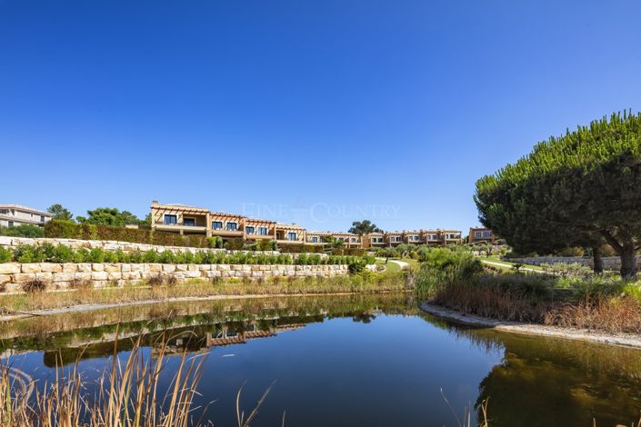 Image No.20-2 Bed Property for sale