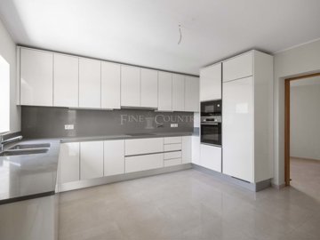 2104-353412-b952a8cbdbc2fd66601ce91bb265b9cce