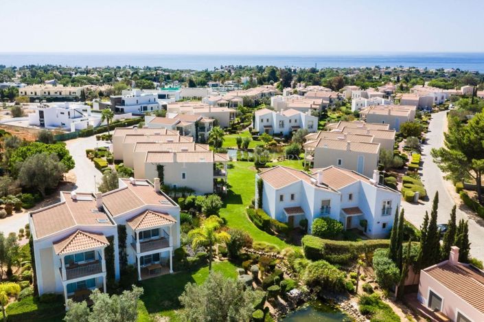 Image No.52-2 Bed Townhouse for sale