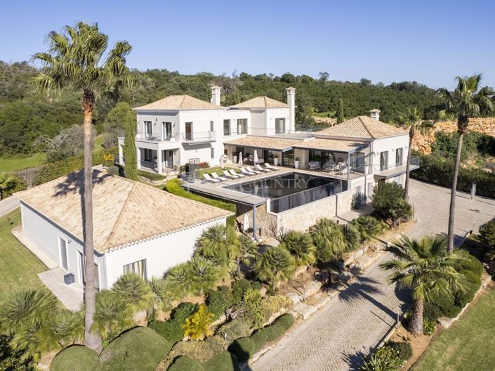 Image No.1-7 Bed Villa for sale