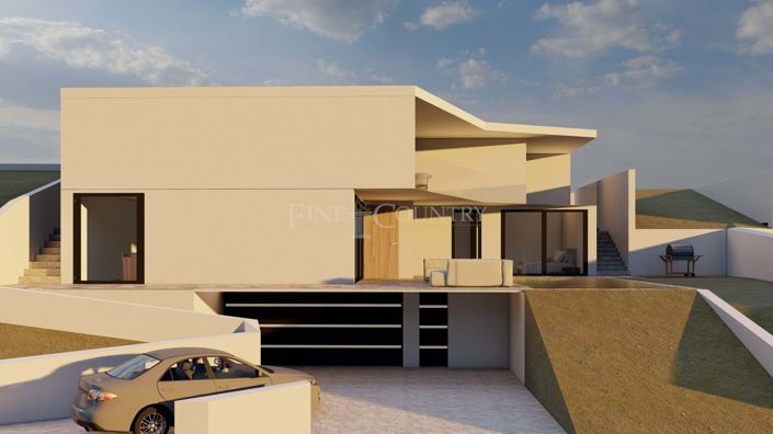 Image No.1-4 Bed Villa for sale