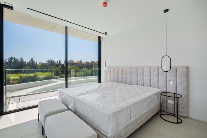 Image No.23-3 Bed Apartment for sale