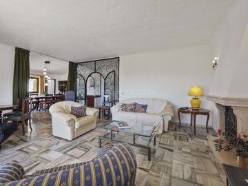 2104-341933-b952a8cbdbc2fd66601ce91bb265b9cce