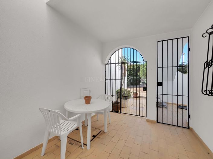 Image No.19-2 Bed Apartment for sale