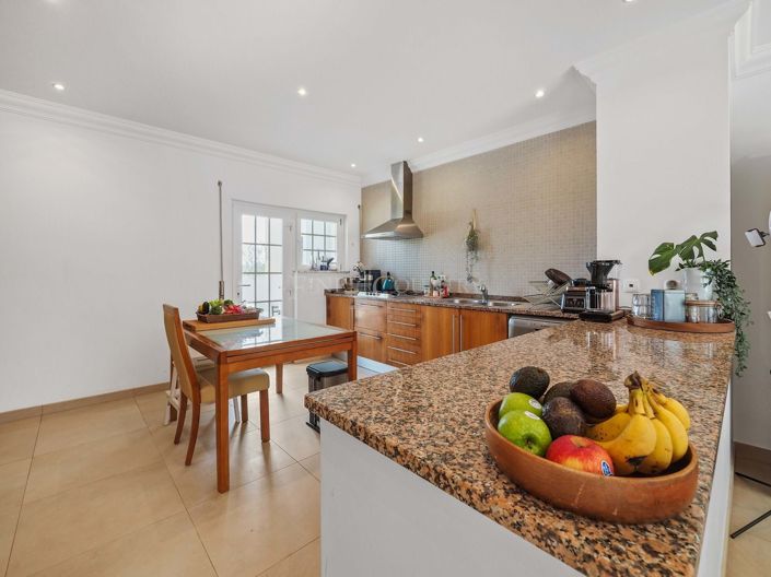 Image No.10-3 Bed Semi-Detached for sale