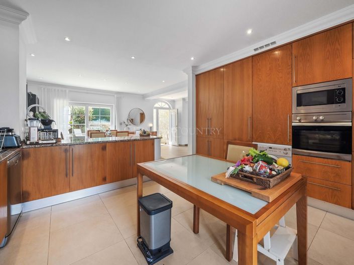 Image No.11-3 Bed Semi-Detached for sale