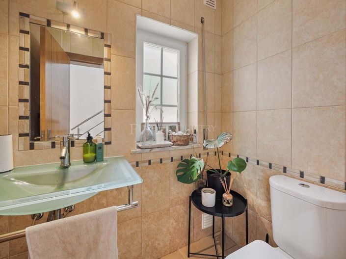 Image No.13-3 Bed Semi-Detached for sale