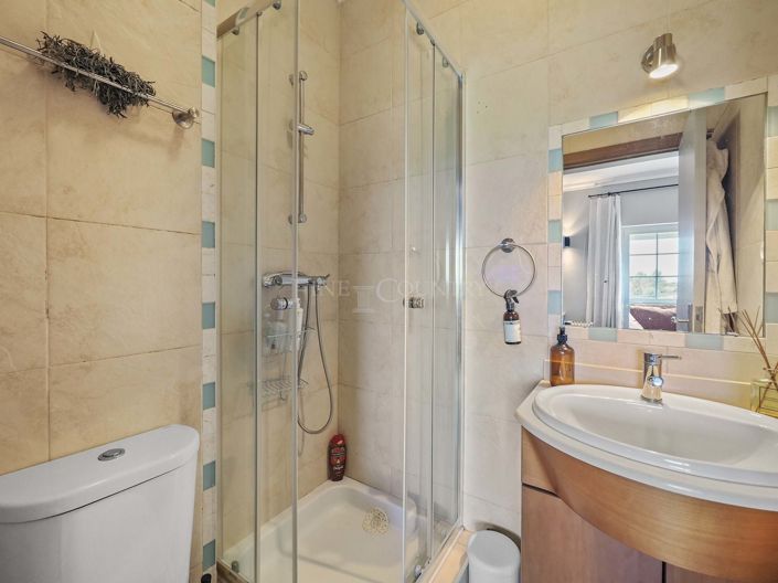 Image No.26-3 Bed Semi-Detached for sale