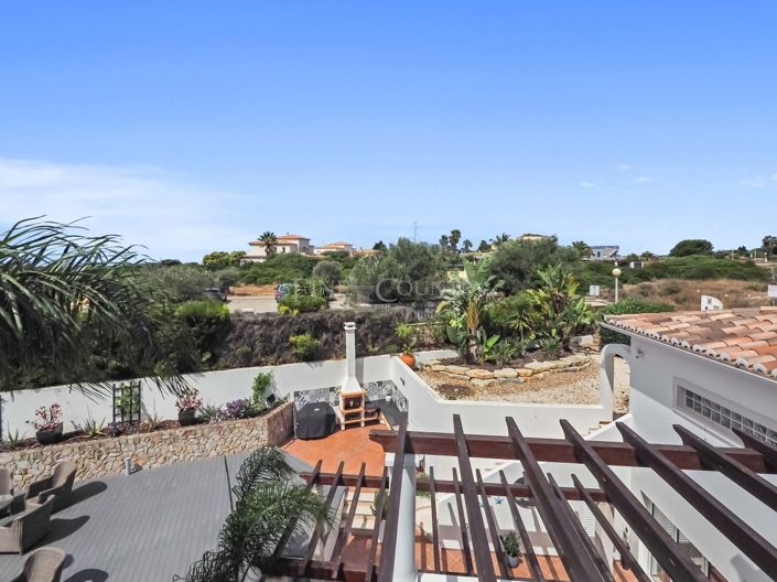 Image No.67-7 Bed Property for sale