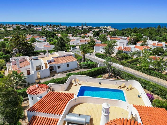 Image No.1-3 Bed Property for sale