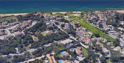 1 - Loule, Plot