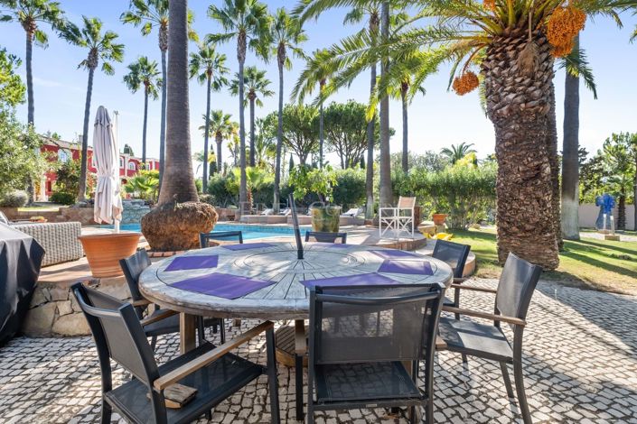 Image No.39-6 Bed Property for sale