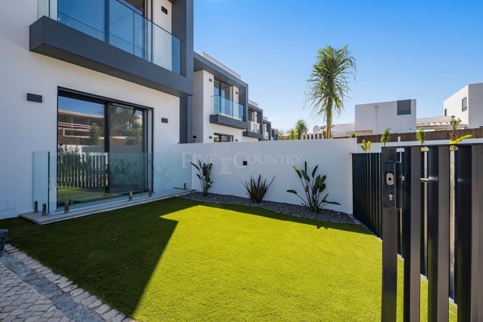 Image No.41-4 Bed Semi-Detached for sale