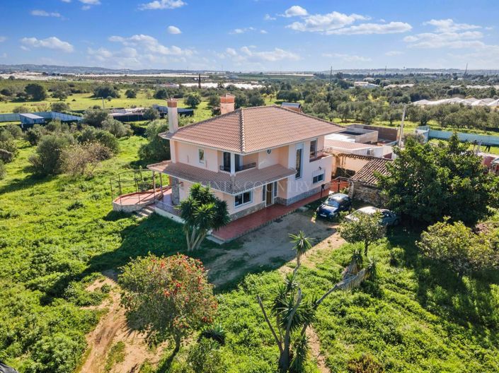 Image No.2-3 Bed Property for sale