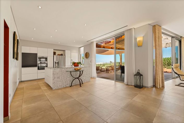 Image No.10-5 Bed Villa for sale