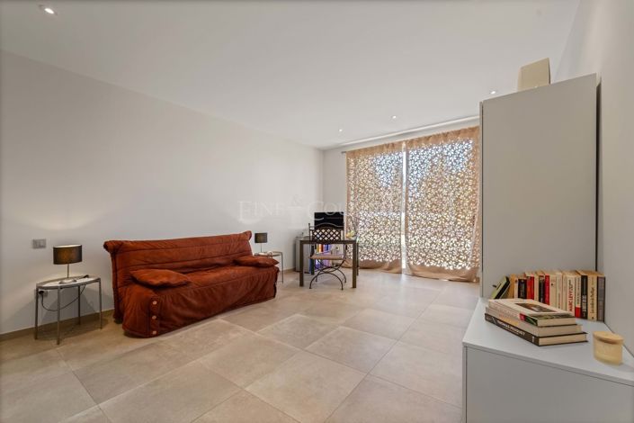 Image No.31-5 Bed Villa for sale