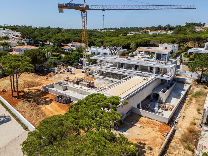 Image No.12-Propriété de 8 chambres à vendre à Loule