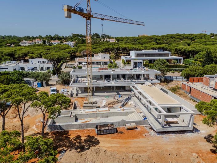 Image No.3-Propriété de 8 chambres à vendre à Loule