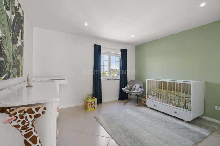 Image No.29-4 Bed Villa for sale