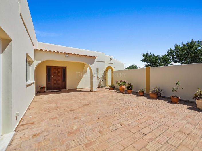 Image No.34-3 Bed Villa for sale