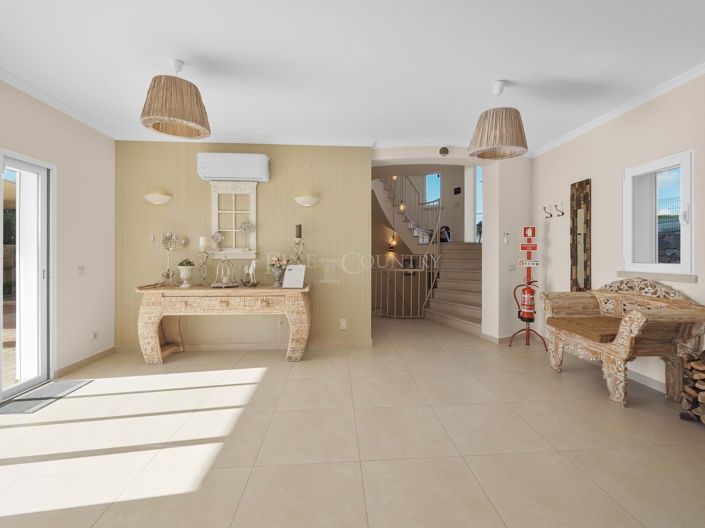 Image No.7-4 Bed Property for sale