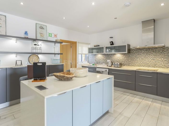 Image No.12-Villa de 6 chambres à vendre à Estói