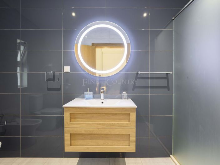 Image No.26-Villa de 6 chambres à vendre à Estói