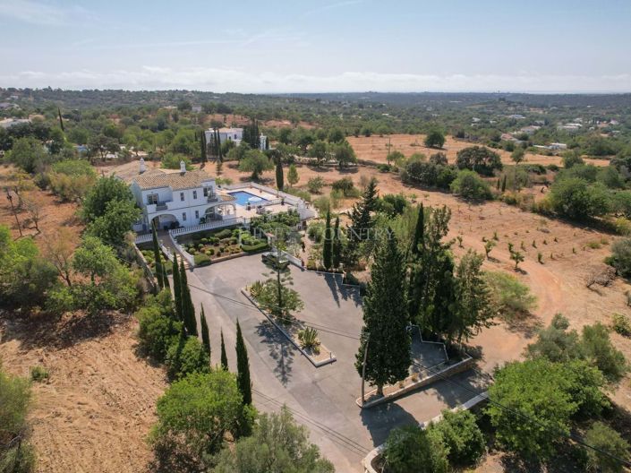 Image No.5-Villa de 6 chambres à vendre à Estói