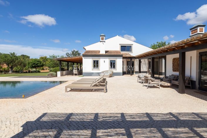 Image No.4-5 Bed Villa for sale