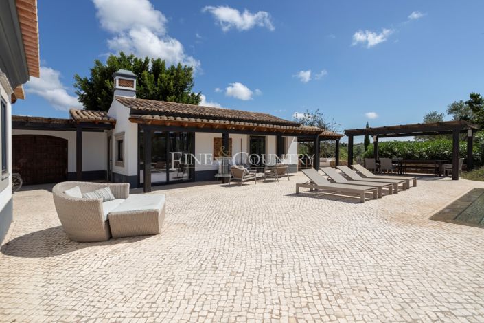 Image No.7-5 Bed Villa for sale
