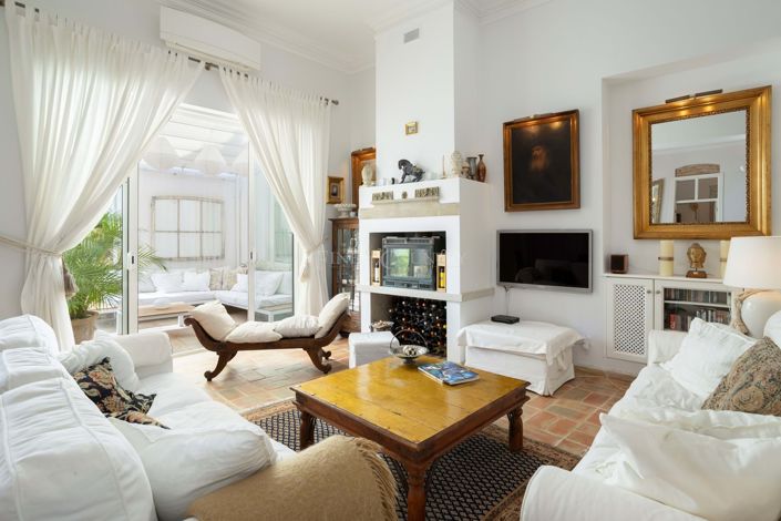 Image No.11-3 Bed Villa for sale