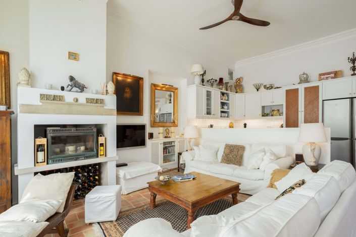 Image No.13-3 Bed Villa for sale